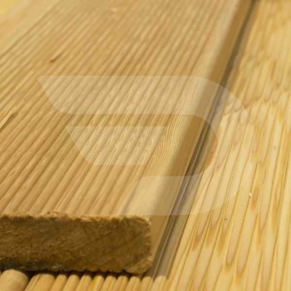 27x140x3000_Sziberiai_Vorosfenyo_Teraszburkolat_AB.jpg.webp Vörösfenyő Teraszburkolat (LSB) AB - Image 1